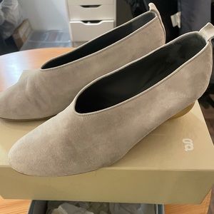 Gray Matters Egg Heel Slimgback